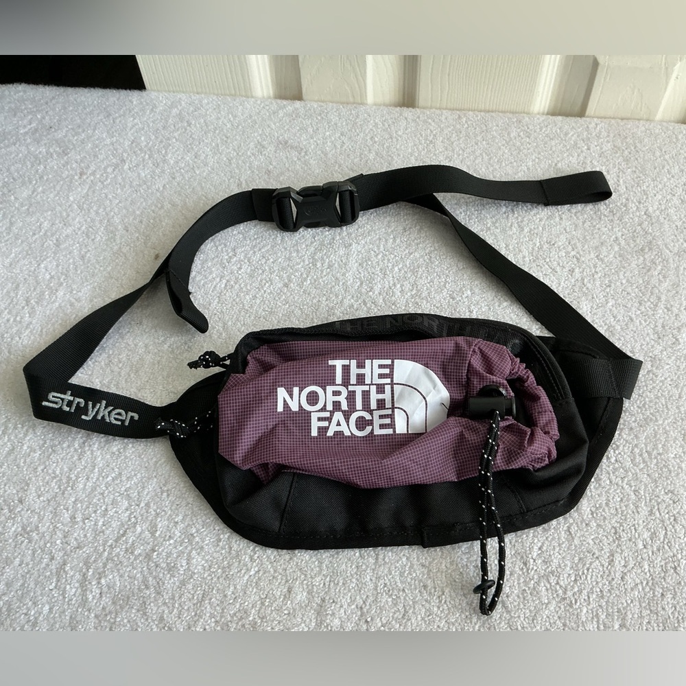 The North Face Black and Purple Belt Bag - Picture 9 of 12